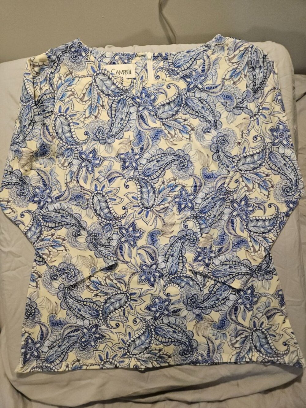 Sara Campbell Blue & Cream Paisley Zip-Back Blouse with Bust Darts - Small
